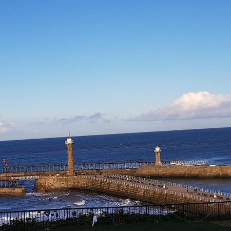 The Hideaway Villa Whitby Exterior foto