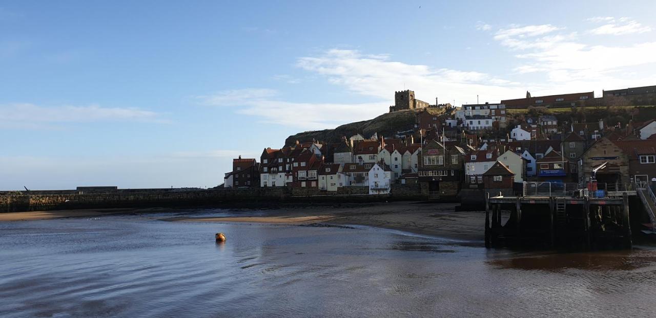 The Hideaway Villa Whitby Exterior foto