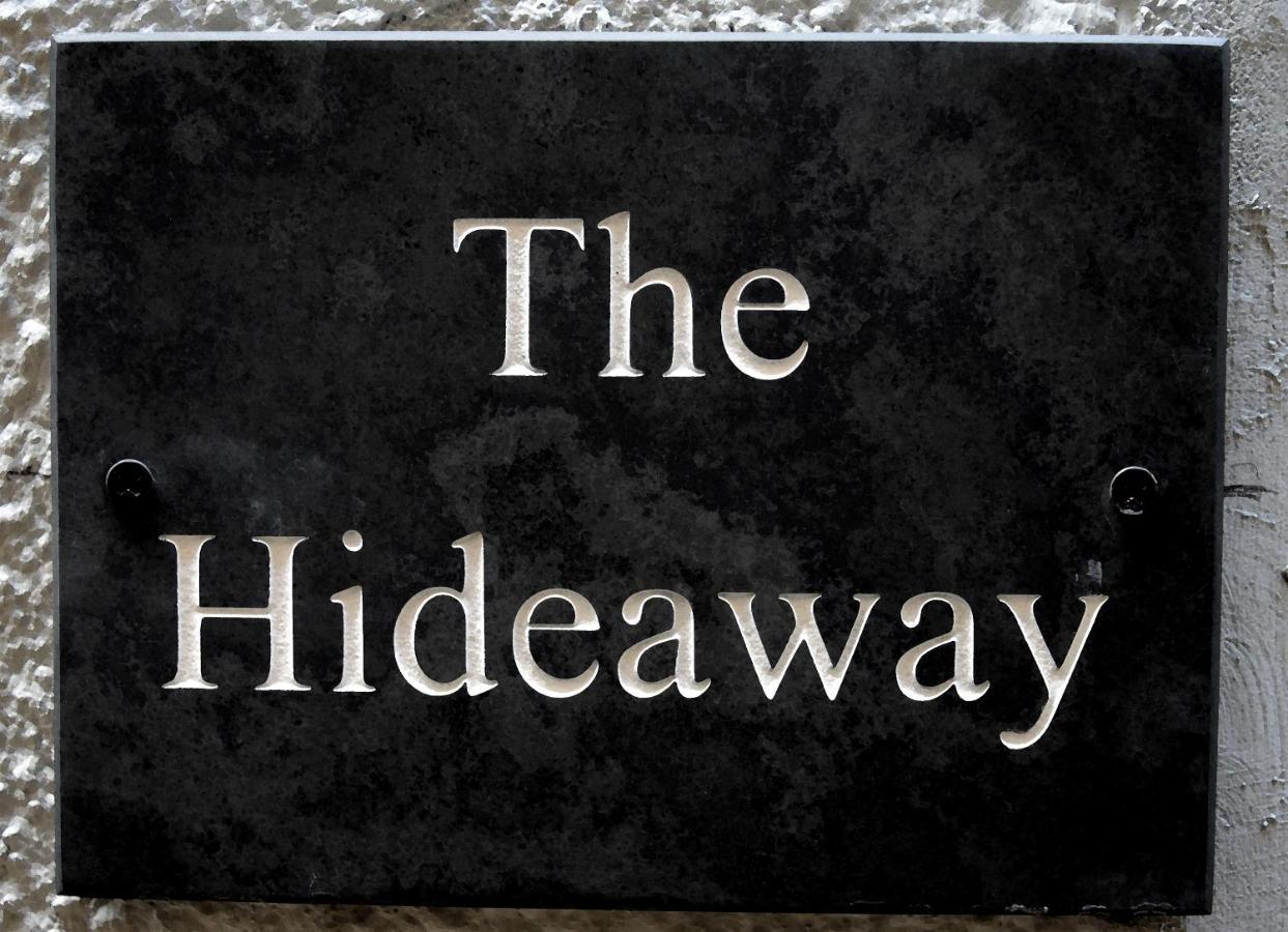 The Hideaway Villa Whitby Exterior foto